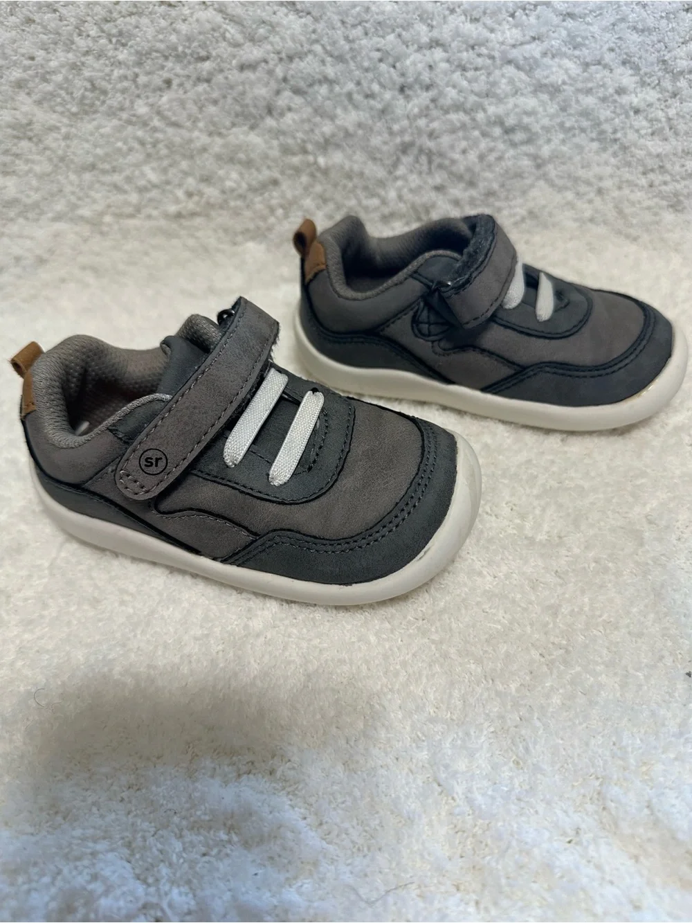 Stride Rite 360 Gray Toddler Shoes with Velcro Strap